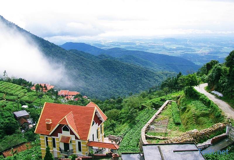 Diem du lich lang man gan Ha Noi cung nang dip 20/10